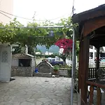 Апартаменты Patra Skala Prinou