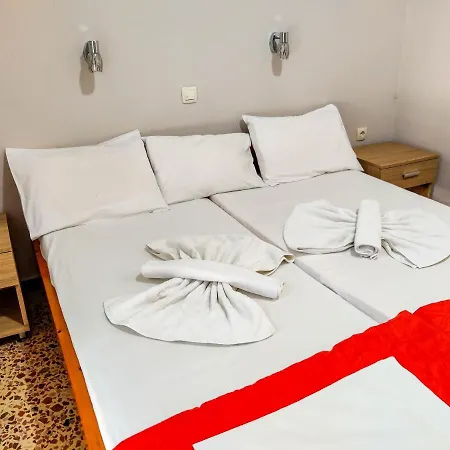 Patra Skala Prinou 아파트