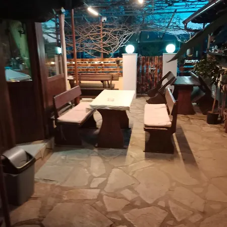 公寓 斯卡拉皮瑞诺帕特雷公寓 *