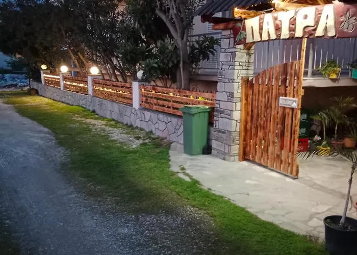 公寓 斯卡拉皮瑞诺帕特雷公寓 Prínos