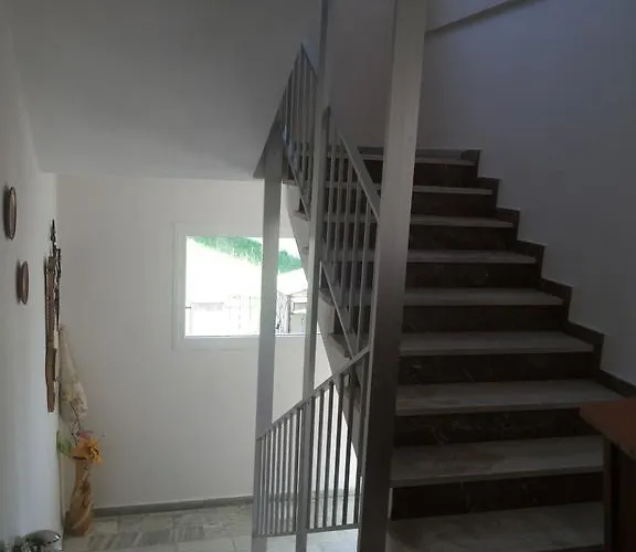 Patra Skala Prinou Apartamento